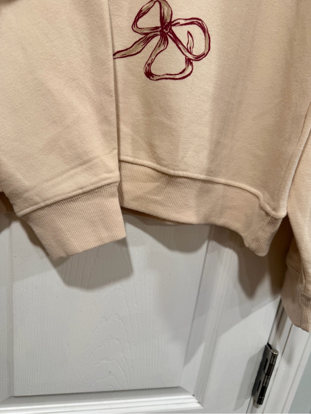 NWOT Maeve Anthropologie Size XL Dog Gift Bow Graphic Sweatshirt Beige Gold - Picture 4 of 10